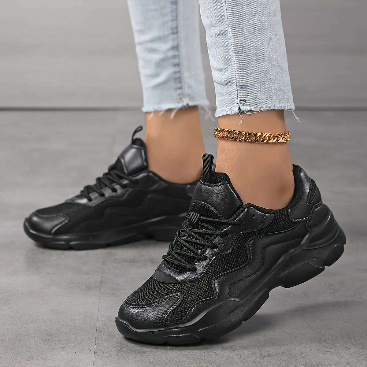 Urban Explorer Women's Mesh Sneakers