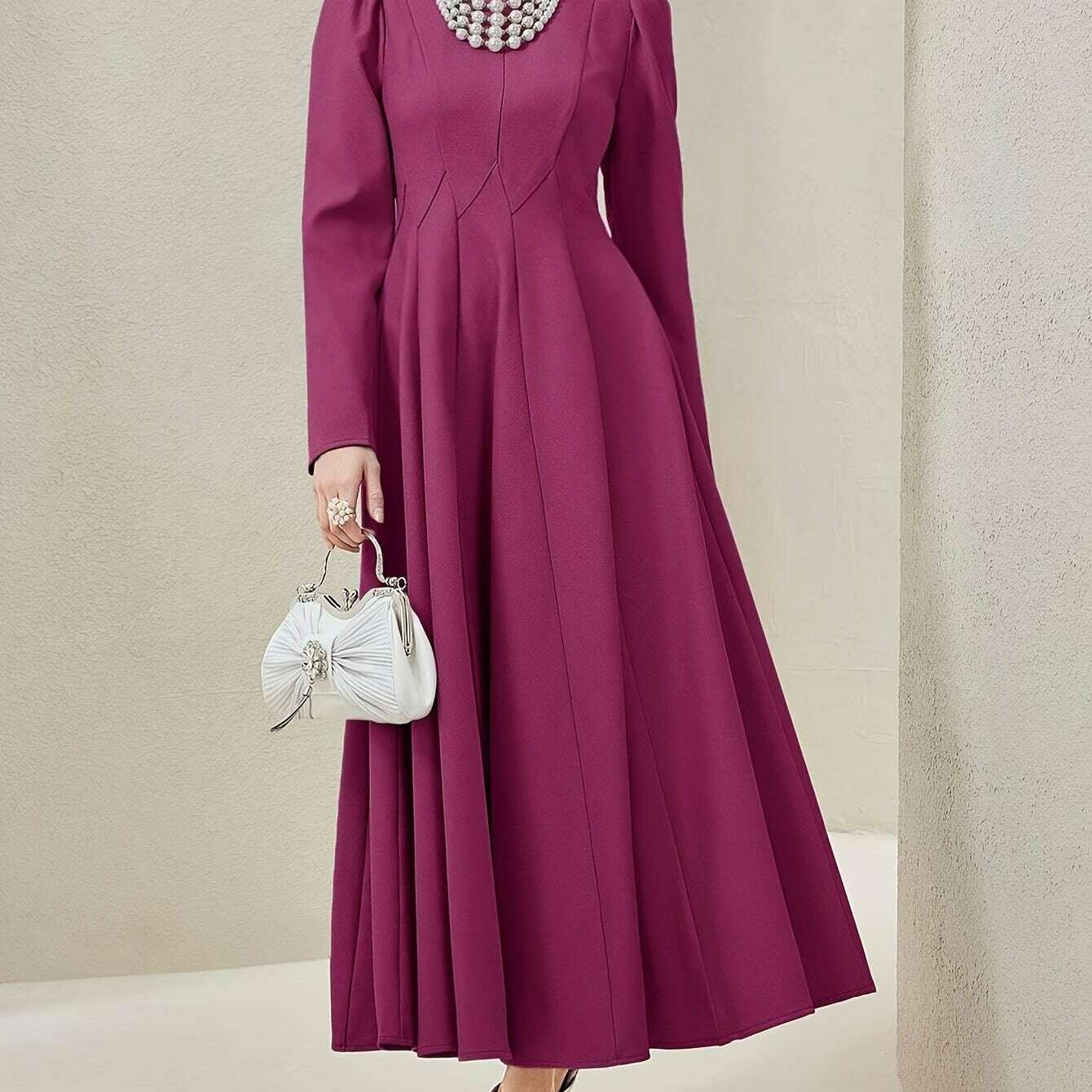 Crew Neck Long Sleeve Dress – Elegant & Timeless