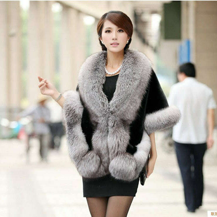 Elegant Faux Fur Bridal Wrap – Perfect for Winter Weddings