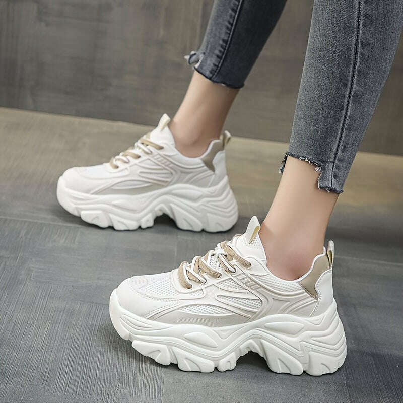 Women's Pure White Sports Shoes