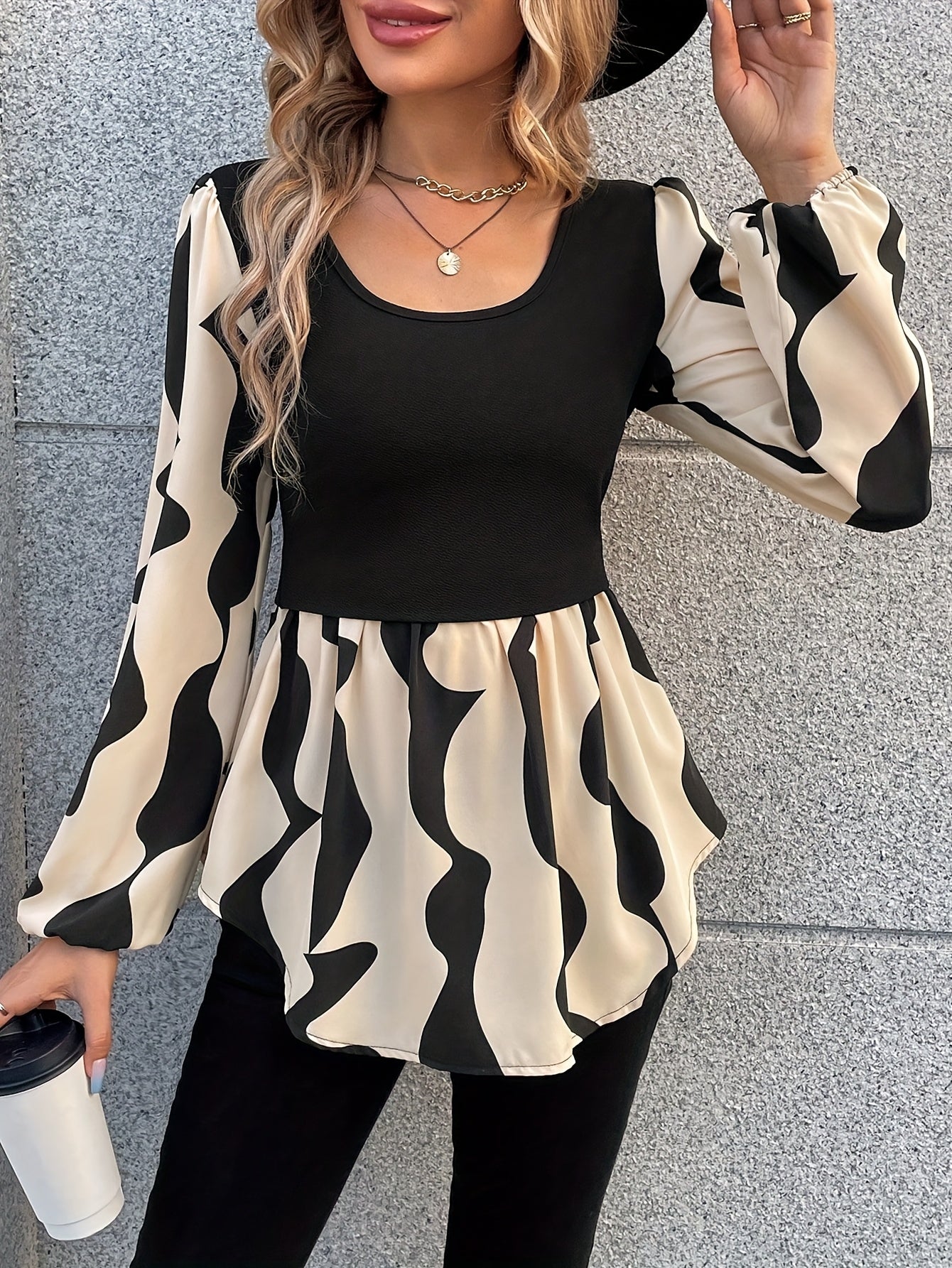 Women'S Chic Black & White Abstract Print Blouse - Long Sleeve Square Neck Top, All-Season Everyday & Formal Shirt for Women - Non-See-Through Office Party Blouse, Versatile Clothing, Nontransparent Fabric, Work Attire, Styli