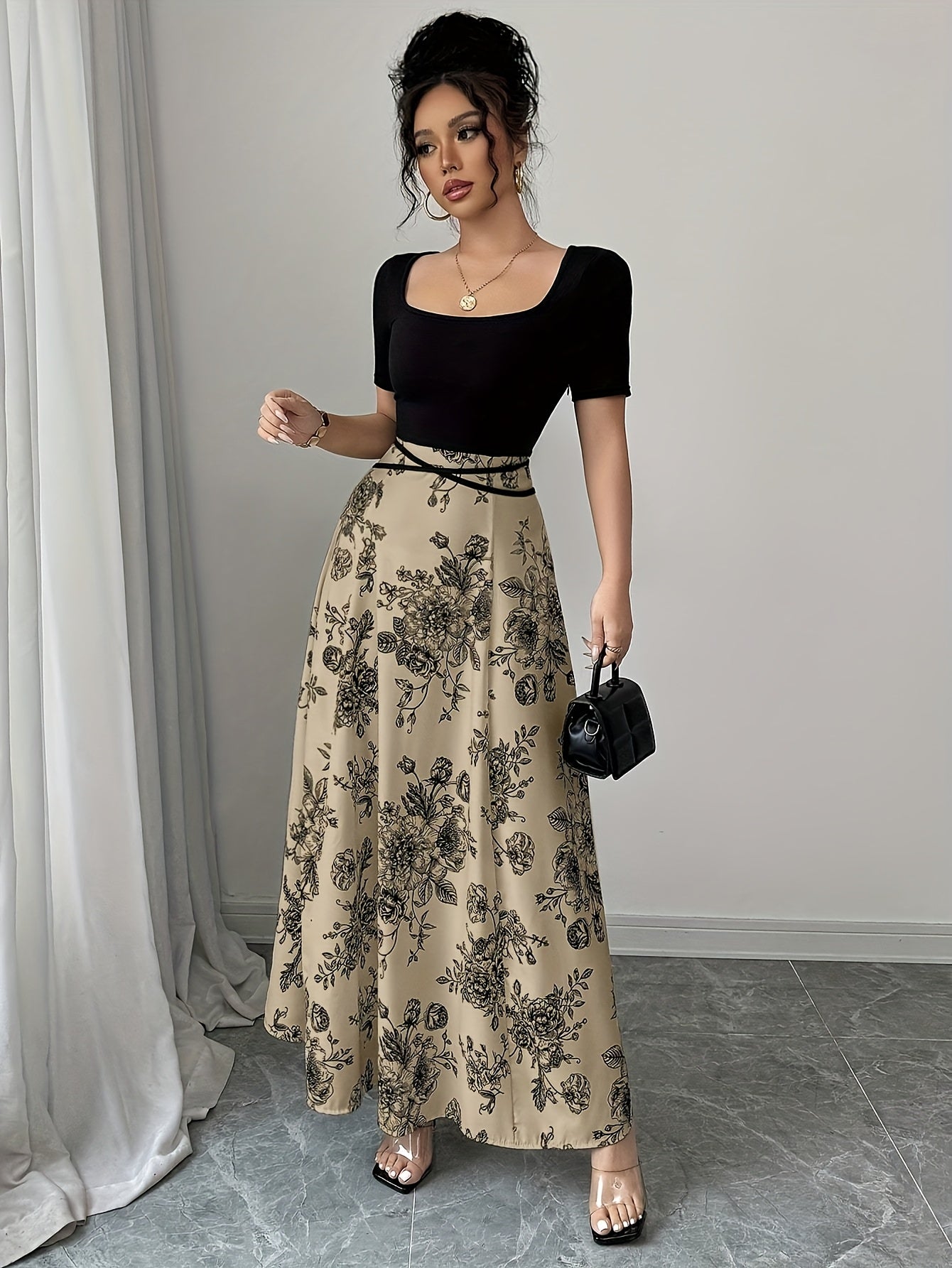 Retro Square Neck Short Sleeved Printed High Waisted And Stylish Elegant Dress