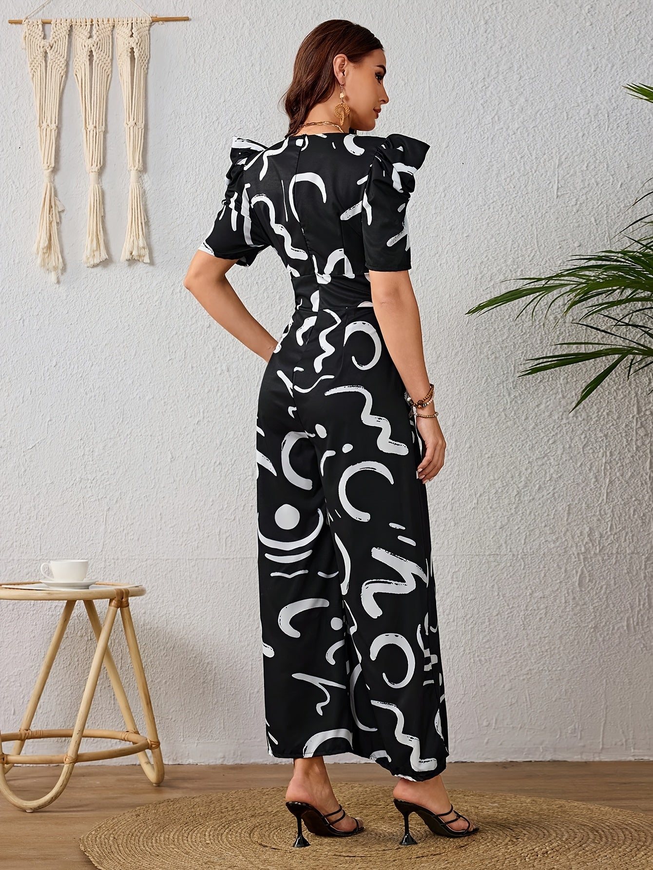 Women's Elegant V-Neck Geometric Print Jumpsuit - Wide-Leg Short Sleeve Machine Washable Non-Stretch Fabric, Spring Summer Fall Casual & Occasion Wear, Clothes for Ladies, Versatile Clothing, Stylish Outfit, Comfortable Fabri