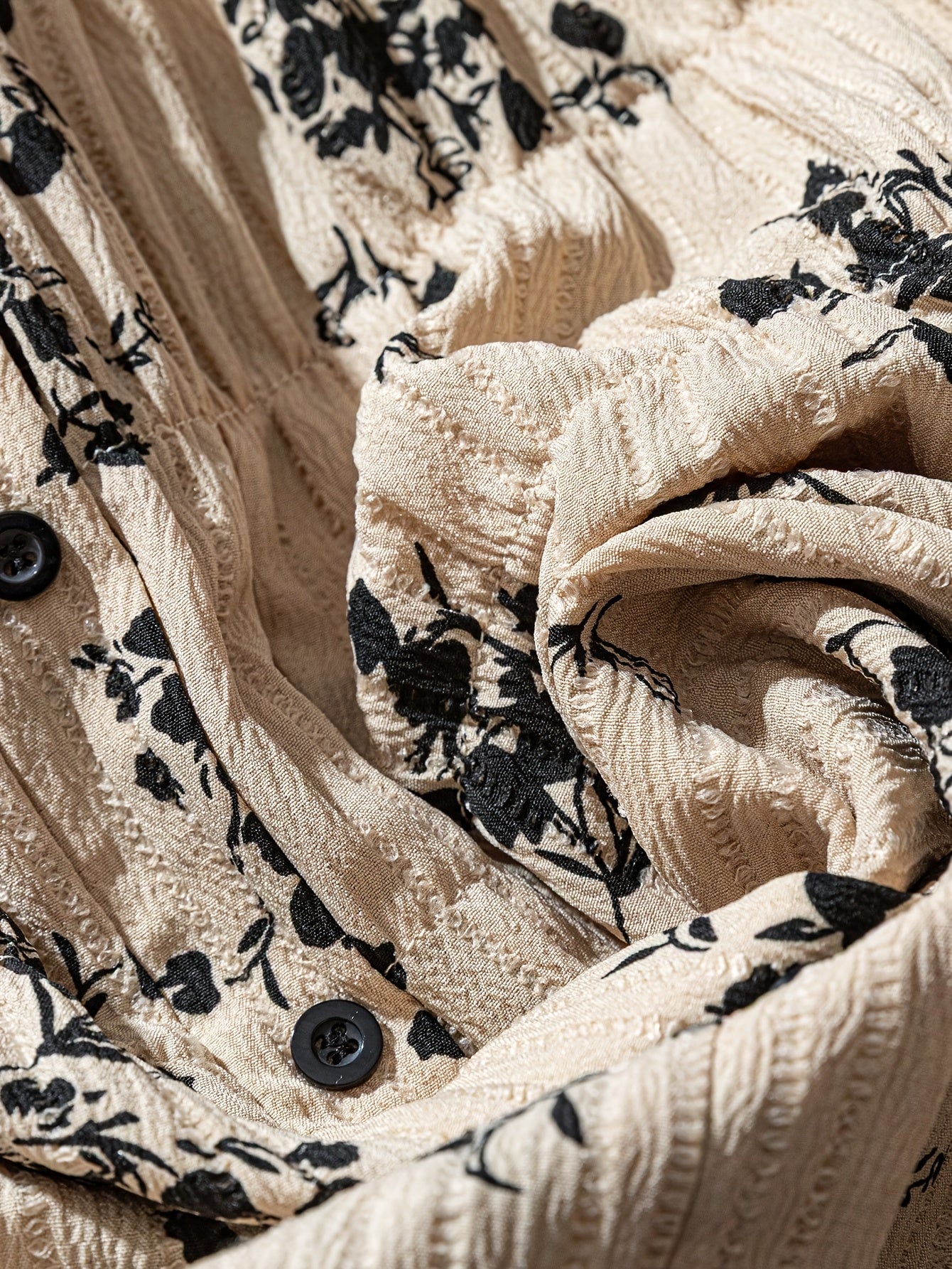 Women'S Floral Print Blouse - Beige & Black Floral Shirt with Button Front Placket, Lightweight Summer Tops for Casual & Formal Outfits - Everyday Chic Women'S Clothing, Floral Print Blouse, Spring Fashion, Elegant Design, Br