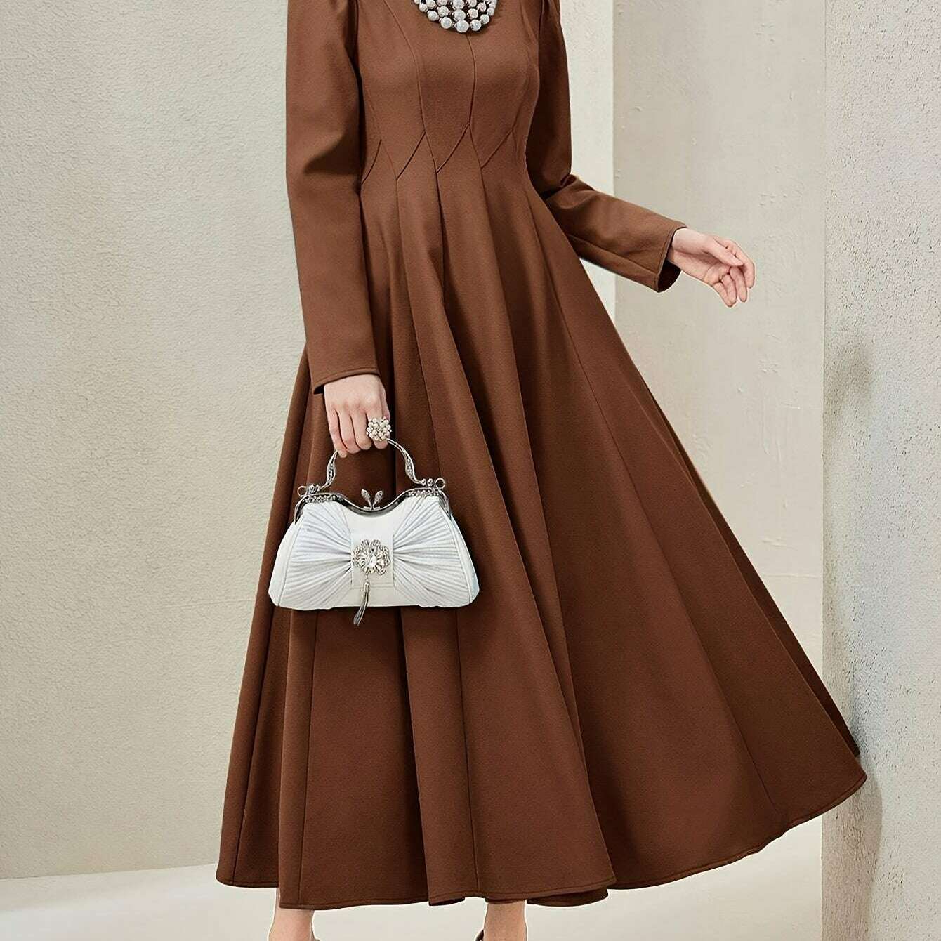 Crew Neck Long Sleeve Dress – Elegant & Timeless