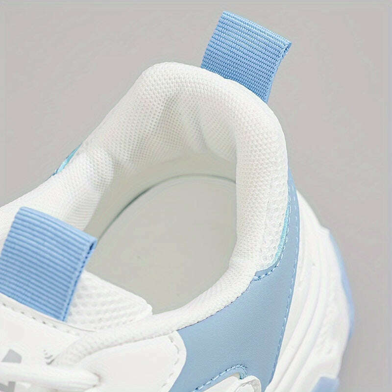 Versatile Ladies' Casual Sports Shoes