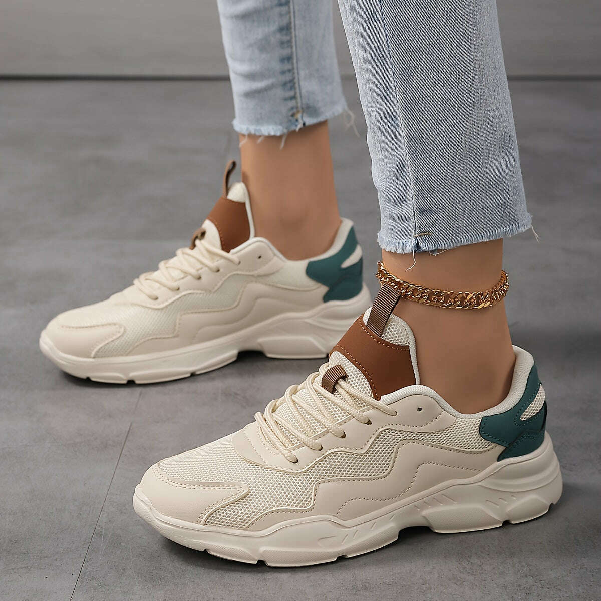 Urban Explorer Women's Mesh Sneakers