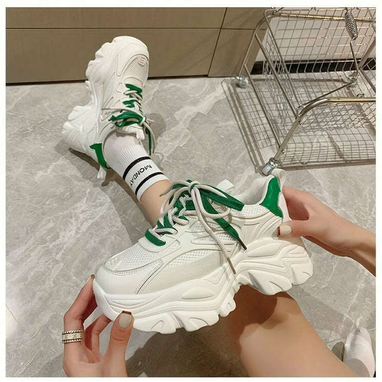 Women's Pure White Sports Shoes