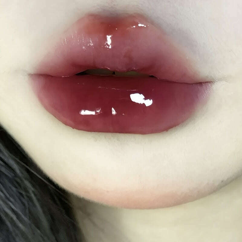 Bear Seal Lip Jelly: Glossy, Moisturizing, Plant-Based