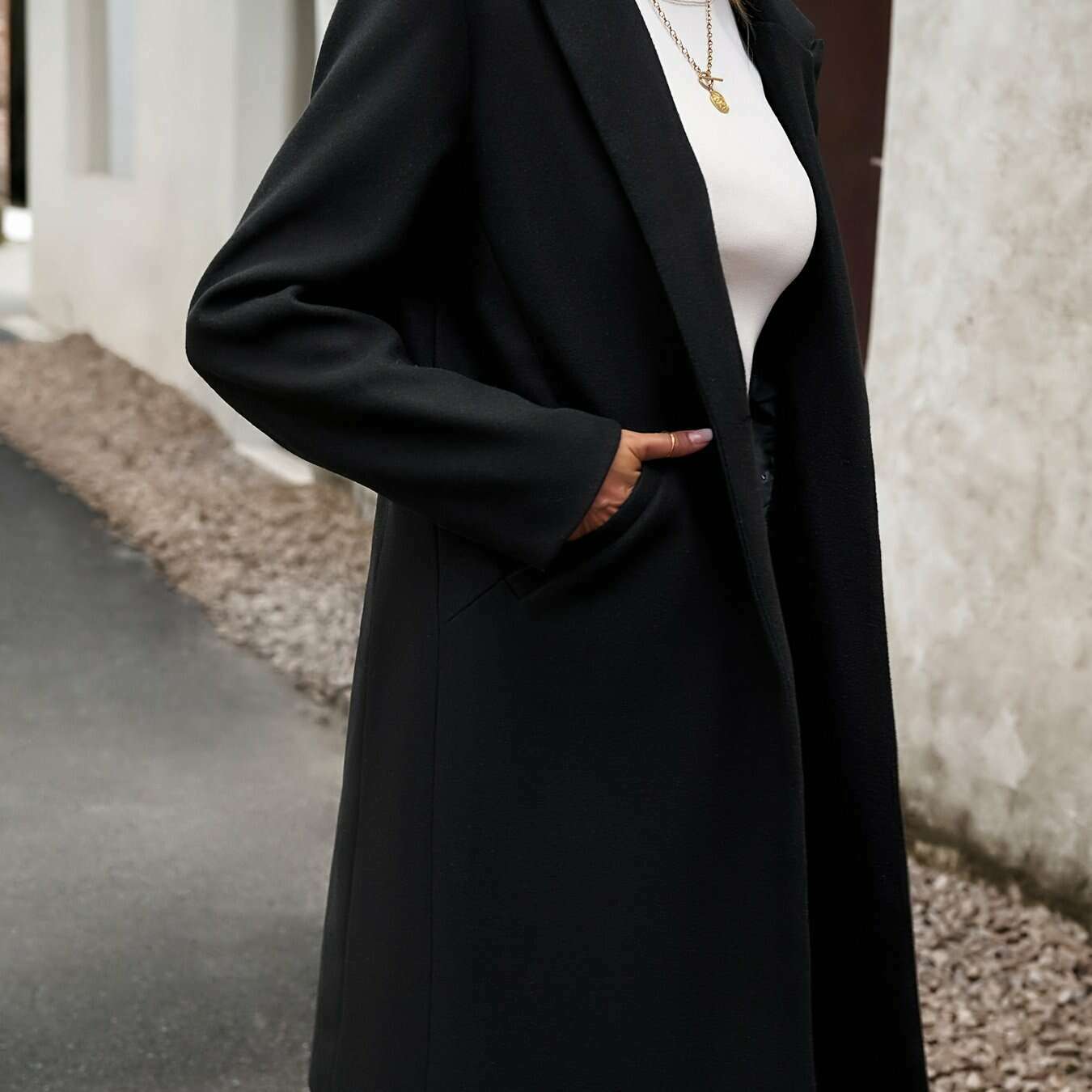 Women's Solid Color Commuter Blazer with Collar and Pockets