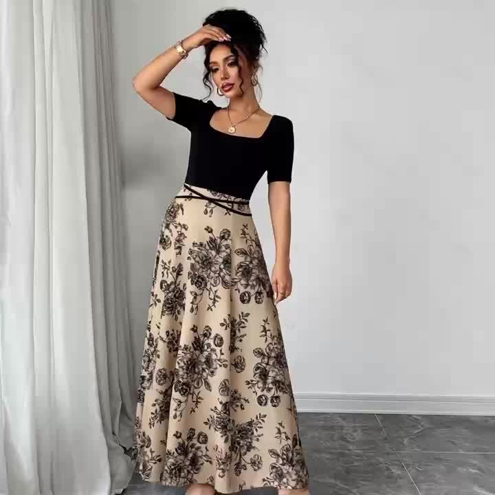 Retro Square Neck Short Sleeved Printed High Waisted And Stylish Elegant Dress