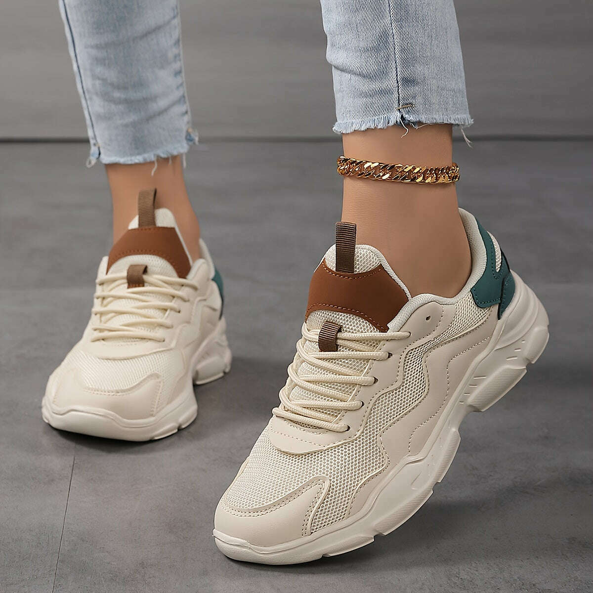 Urban Explorer Women's Mesh Sneakers
