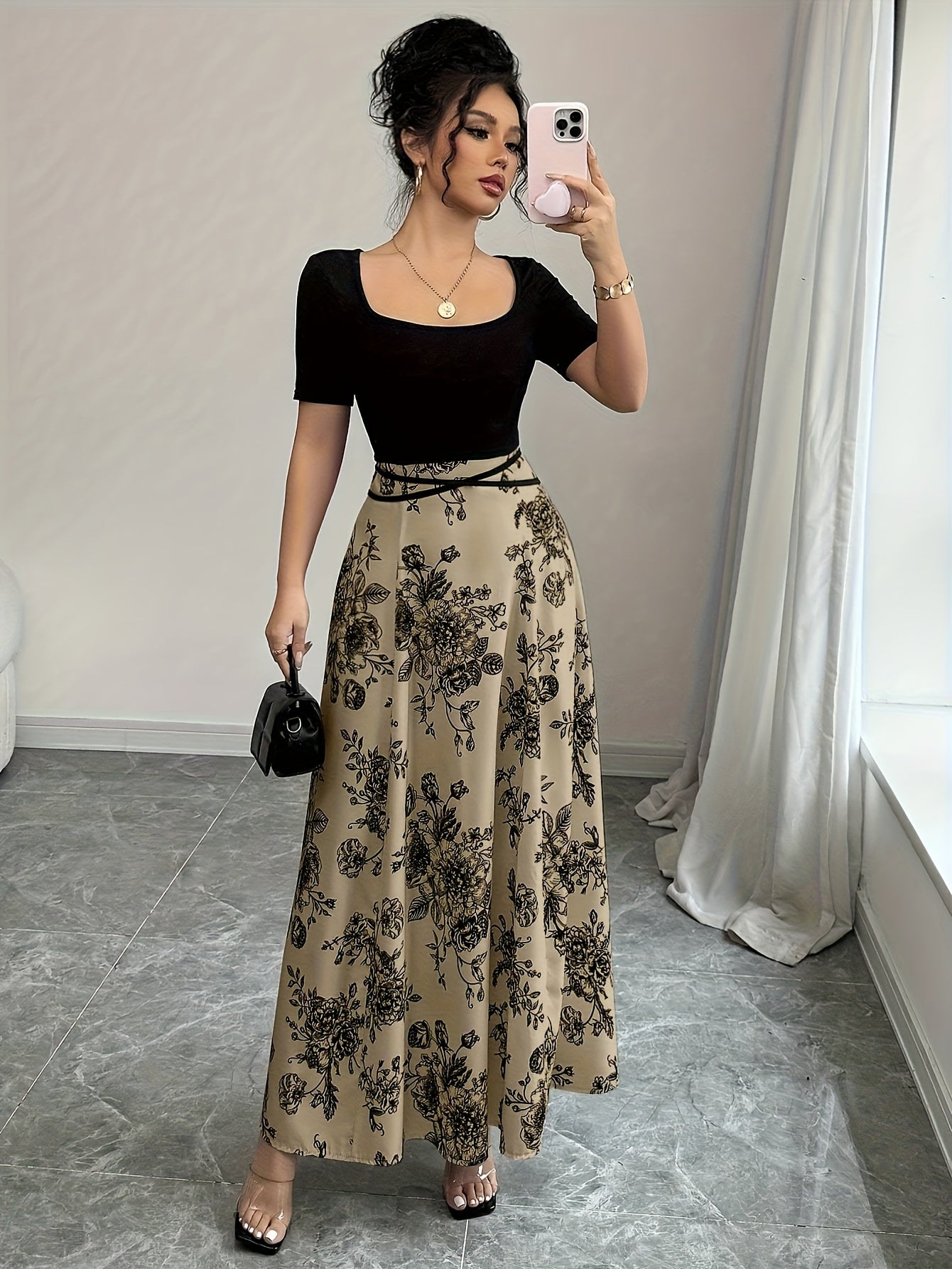 Retro Square Neck Short Sleeved Printed High Waisted And Stylish Elegant Dress
