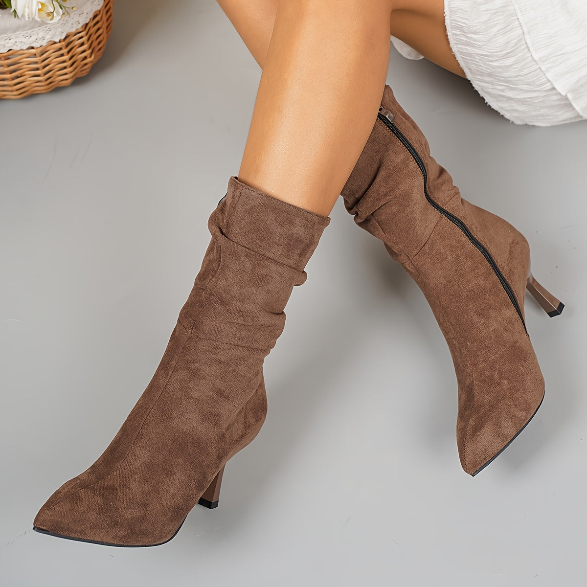 Women's Plus Size Chic Pointed Toe Boots - Slip-resistant Rubber Sole, Elegant Side Zipper Closure, Soft Fabric Lined Interior - Brown Formal & Everyday Boots for Women, Professional Footwear