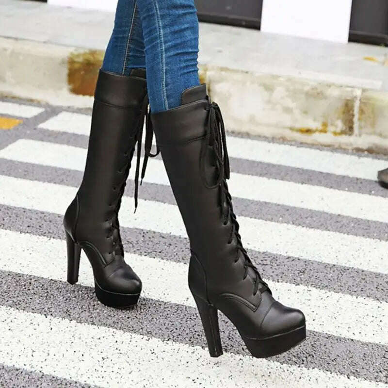 QPLYXCO Plus Size New Fashion Women's Boots