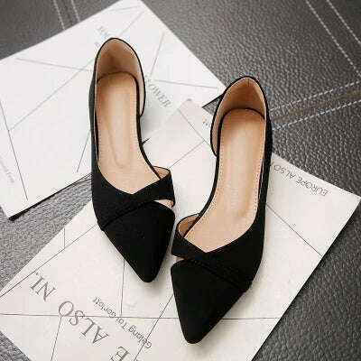 Suede flats, pointed toe, pure color, pink or black.