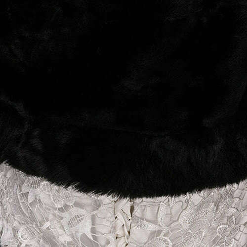 Elegant Faux Fur Bridal Wrap – Perfect for Winter Weddings