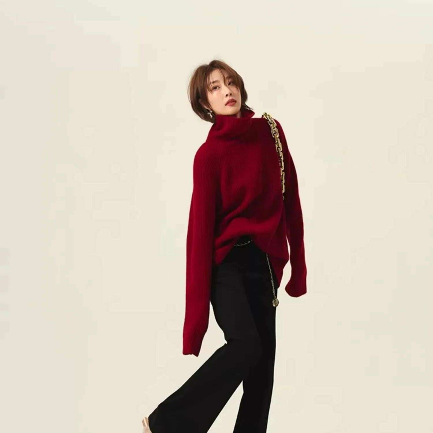 100% Cashmere Turtleneck Sweater – Loose Long Sleeve - D&M Boutique