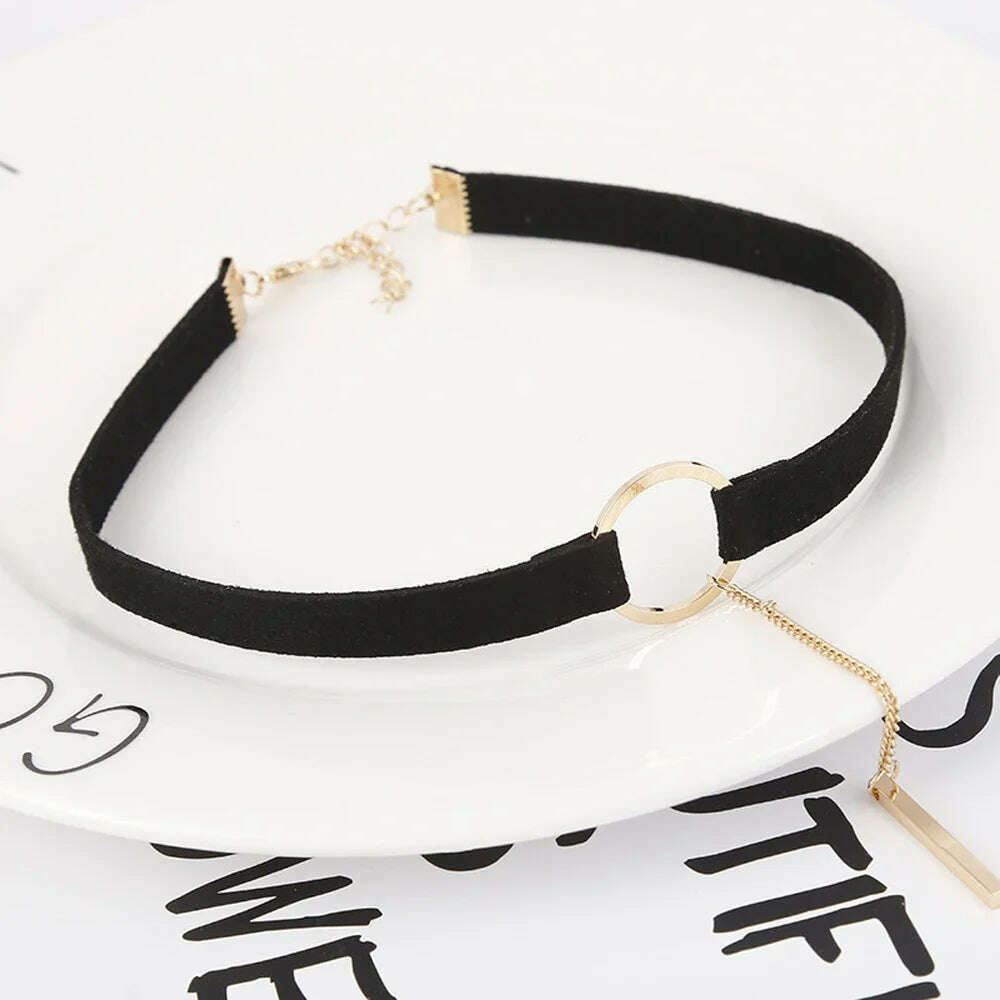 Black Brown Velvet Choker Boho Dainty Rope Bar Pedant Circle Chokers Necklaces for Women Mom Bohemian Classy Jewelry