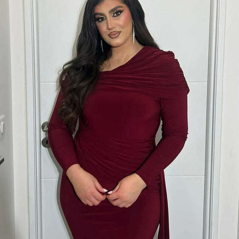 Mozision Skew Collar Long Sleeve Maxi Dress