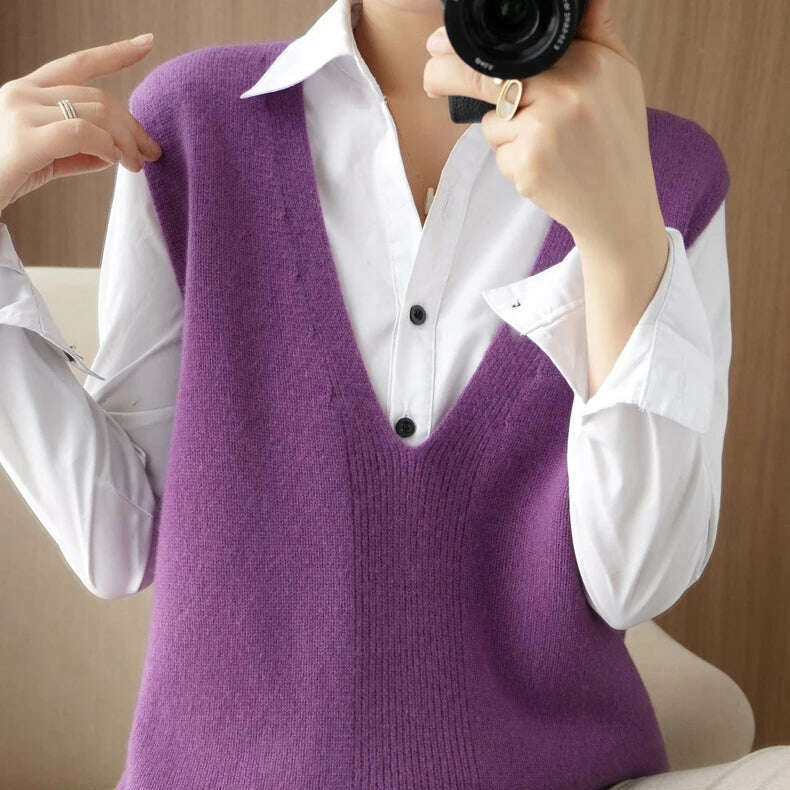 Autumn Knit V-Neck Vest – Loose, Solid, Stylish Layering - D&M Boutique