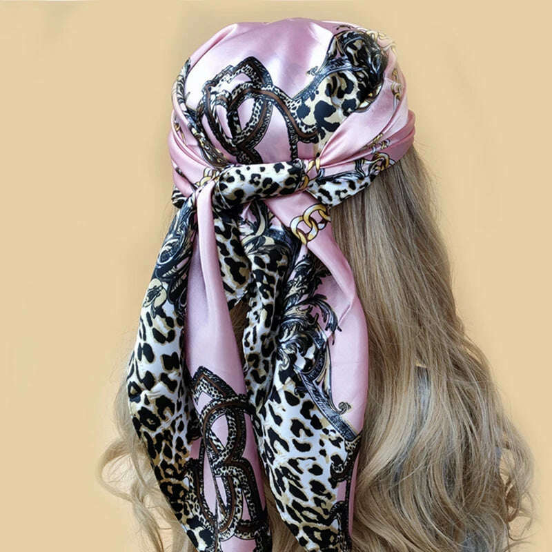 90*90CM Shawls Fashion Beach Sunscreen Silk Scarves 2023 Europe And America Kerchief Popular Print Square Bandannas