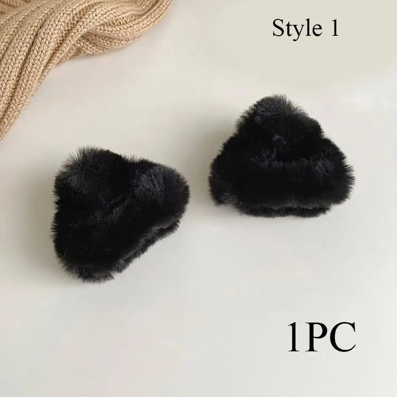 2024 Winter Faux Fur Hair Claw for Women