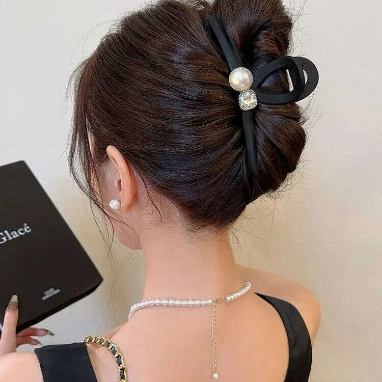 13cm Black Frosted Shark Hair Claw Clip with Pearl Detail