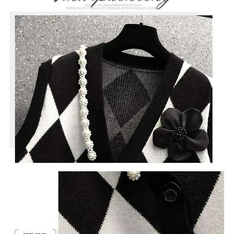 2024 Beaded V-Neck Diamond Plaid Cardigan Vest for Women - D&M Boutique