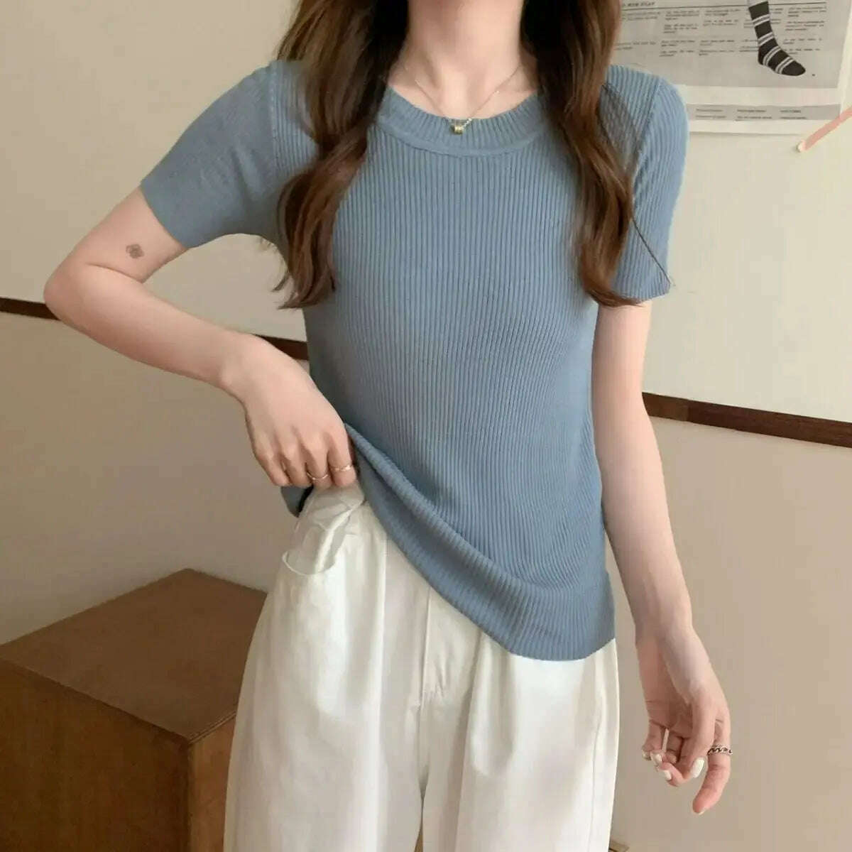 Knit Slim Short Sleeve T-Shirt: White/Green Crop Top - D&M Boutique