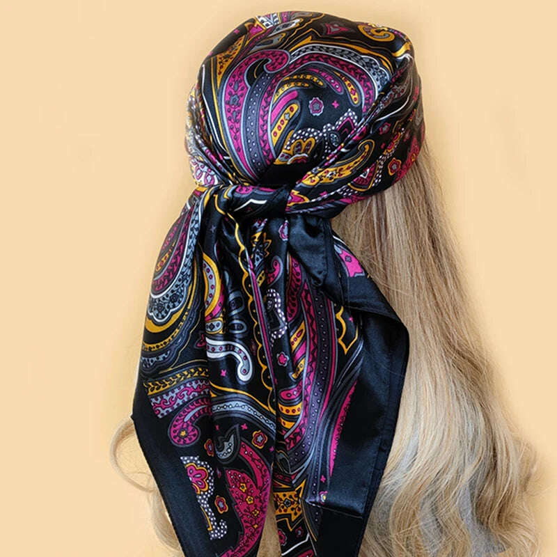 90*90CM Shawls Fashion Beach Sunscreen Silk Scarves 2023 Europe And America Kerchief Popular Print Square Bandannas
