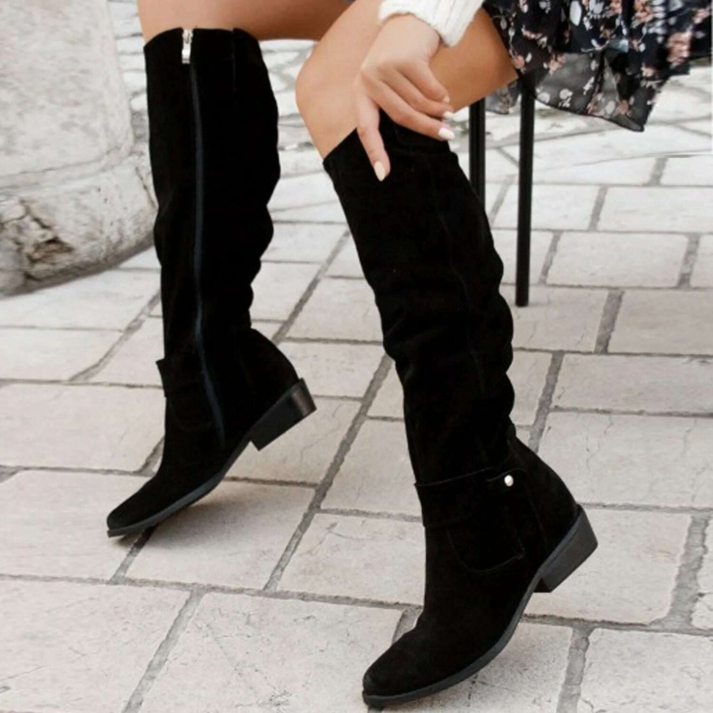Women’s Retro Knee-High Boots – Low Heel & Zipper