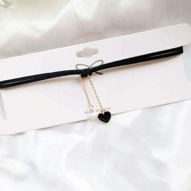 Red & Black Sexy Velvet Heart Choker for Women Neck Clavicle Necklace Lady Jewelry Accessories Girl Gift Lace Gothic