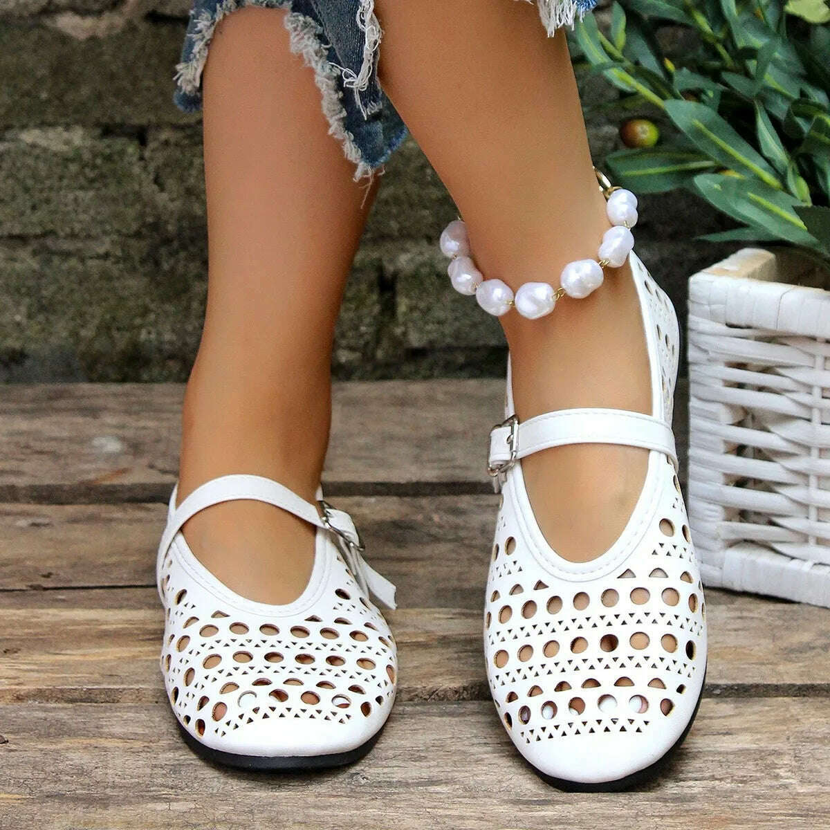 Soft Breathable Flats - Lightweight Casual Loafers for Women