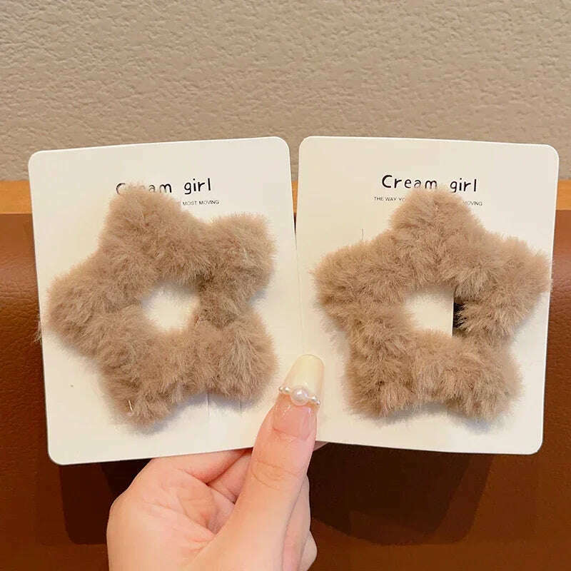 Winter Plush Y2K Star Hair Clips – Fluffy Fashion Hairpins
