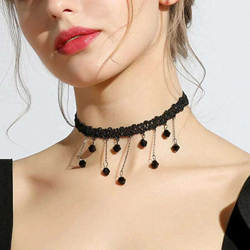 Short Black Crystal Pendant Necklace for Women Tassel Woven Lace Choker Sexy Pretty Neck Braided Band Necklace Adornment Necklac
