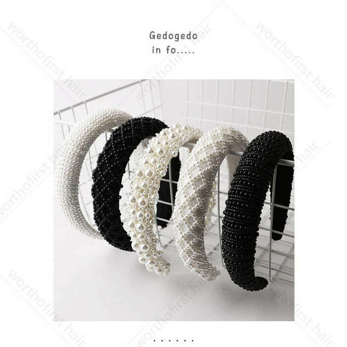 Hair Hoop with ABS Pearl Decoration for Women.
