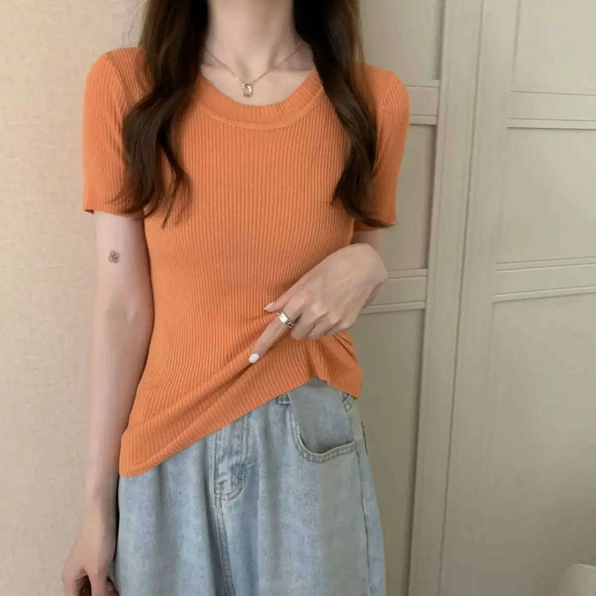 Knit Slim Short Sleeve T-Shirt: White/Green Crop Top - D&M Boutique