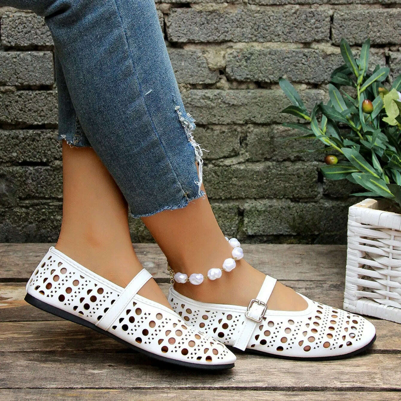 Soft Breathable Flats - Lightweight Casual Loafers for Women