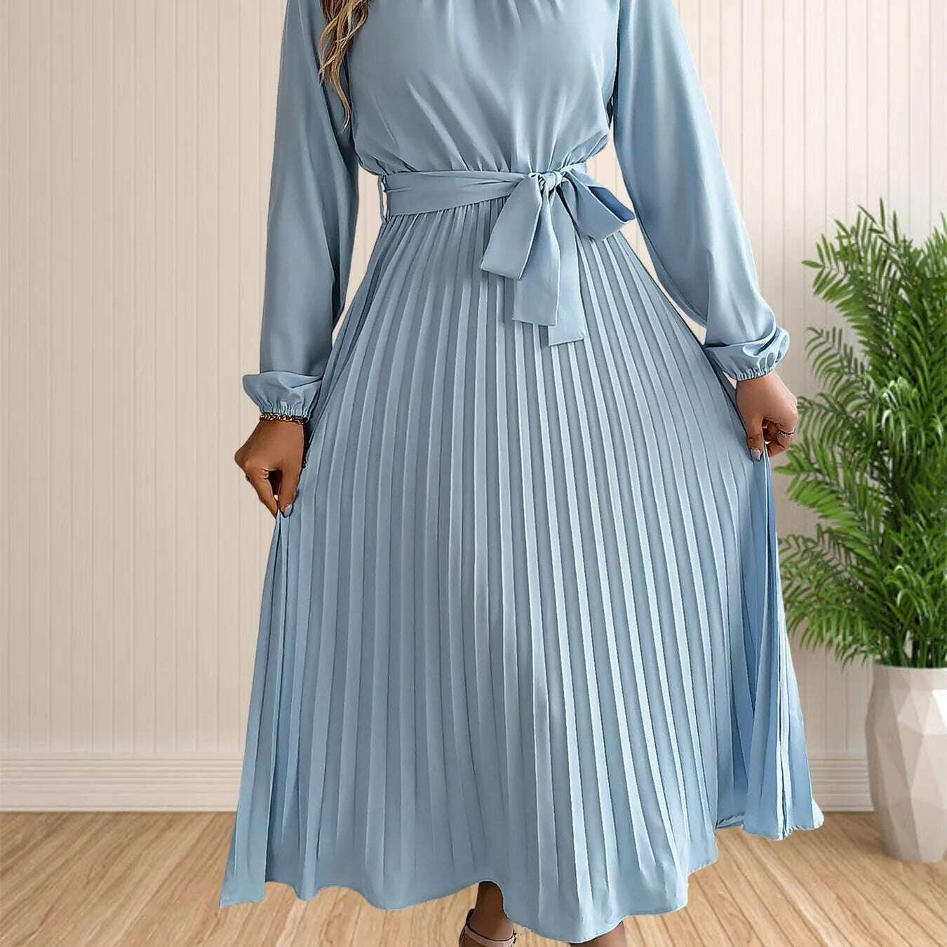 Elegant Pleated Lace-Up Long Sleeve A-Line Sundress
