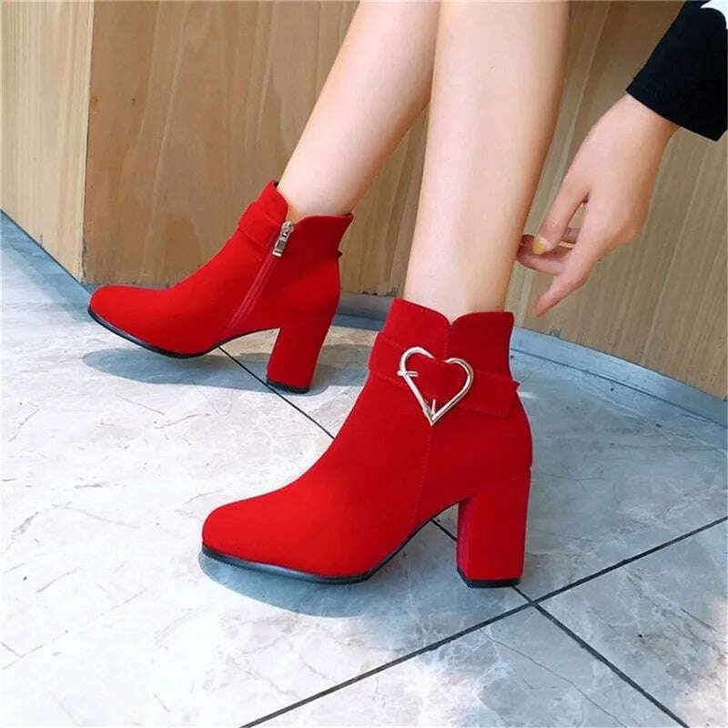 Women's Chunky Heeled Ankle Boots – Side Zipper