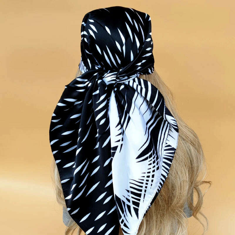 90*90CM Shawls Fashion Beach Sunscreen Silk Scarves 2023 Europe And America Kerchief Popular Print Square Bandannas