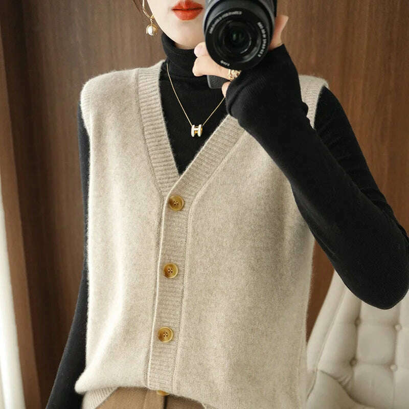 2024 Women's Cashmere Sleeveless Sweater Vest - D&M Boutique