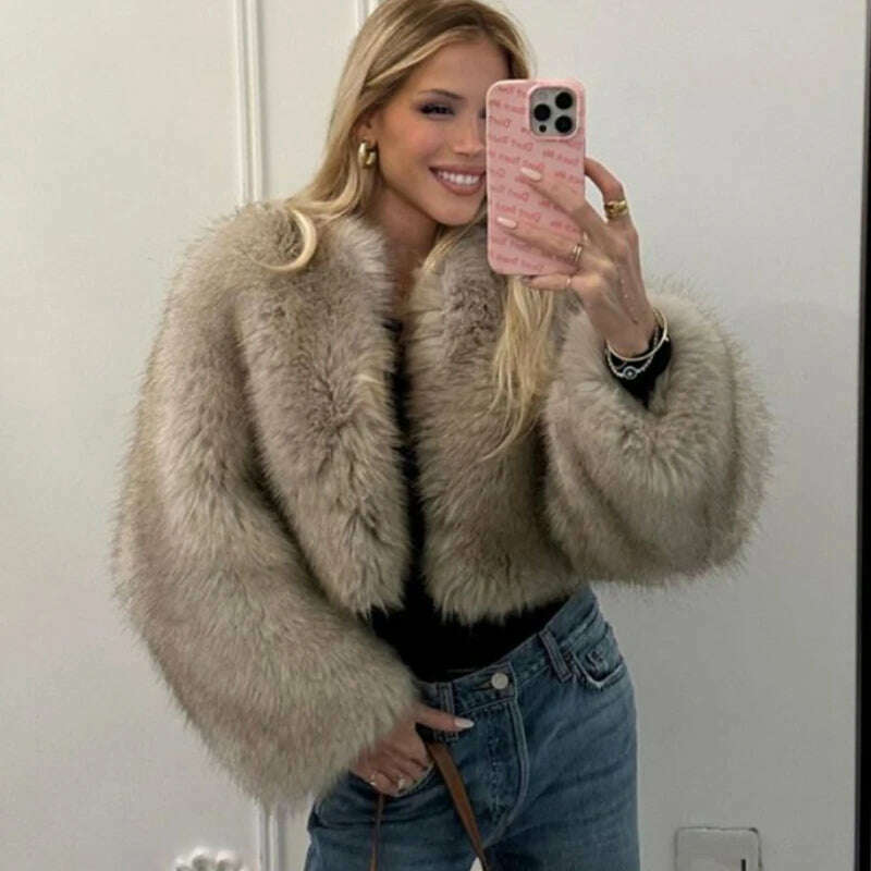 Gradient Cropped Faux Fur Coat for Women – Luxury & Street Style