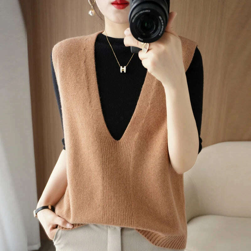 Autumn Knit V-Neck Vest – Loose, Solid, Stylish Layering - D&M Boutique