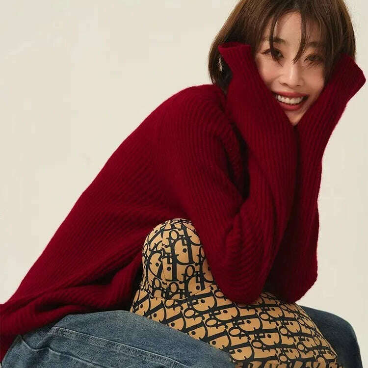 100% Cashmere Turtleneck Sweater – Loose Long Sleeve - D&M Boutique