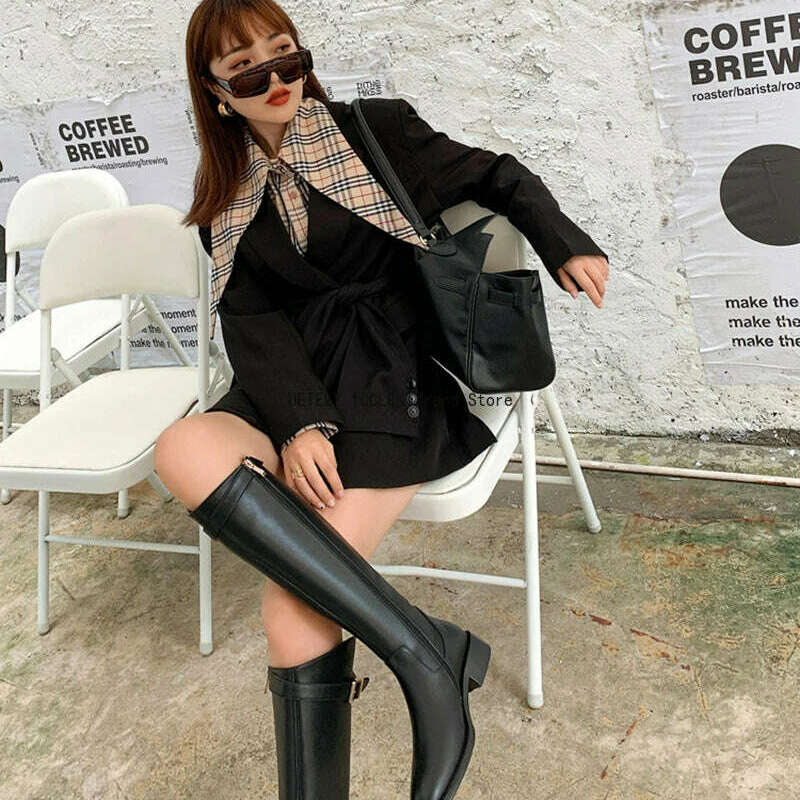 UETEEY Vintage Women's Knee-High Boots