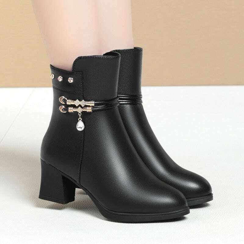 ZLMIAO SHZHANG Women’s Soft Leather Ankle Boots