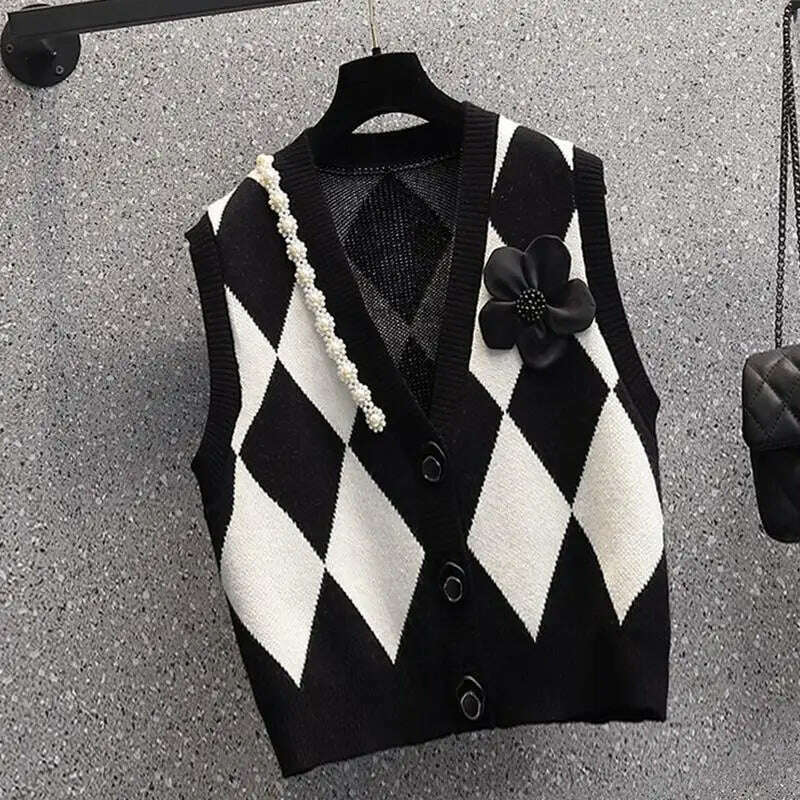 2024 Beaded V-Neck Diamond Plaid Cardigan Vest for Women - D&M Boutique