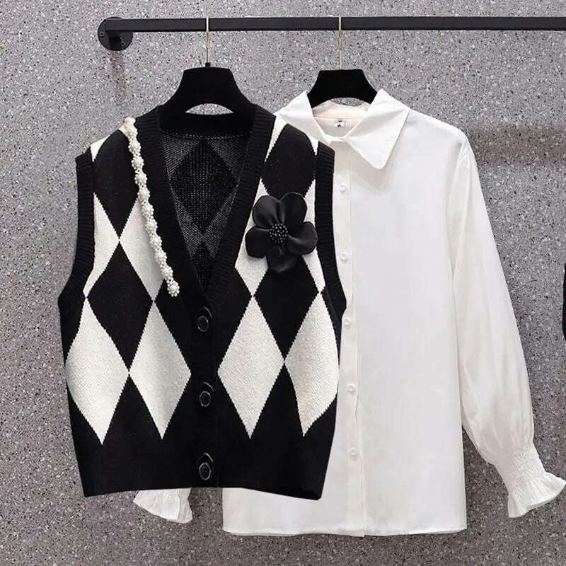 2024 Beaded V-Neck Diamond Plaid Cardigan Vest for Women - D&M Boutique